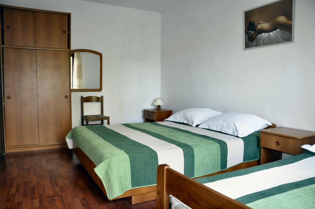Apartments Vukelic Starigrad Paklenica Luaran gambar
