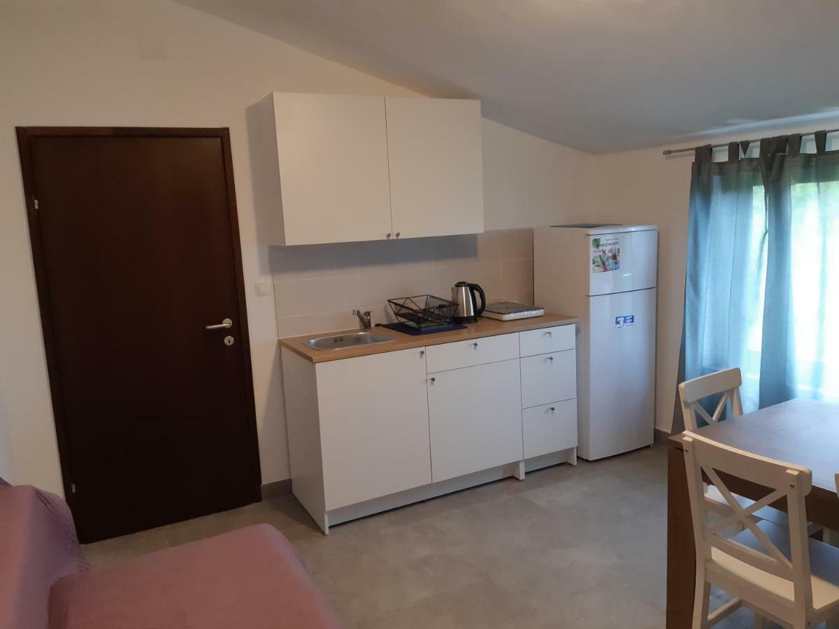 Apartments Vukelic Starigrad Paklenica Luaran gambar